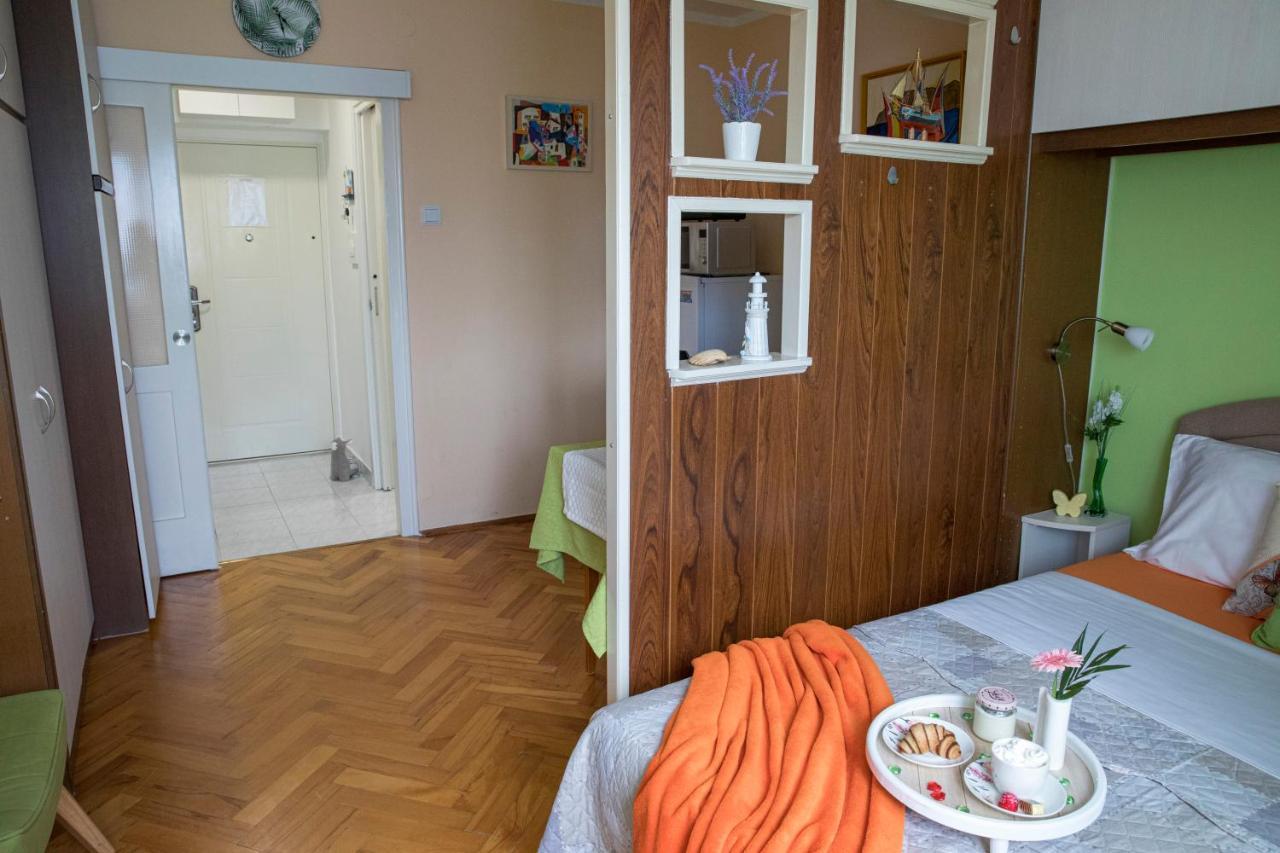 Studio Apartman Meli Рийека Екстериор снимка