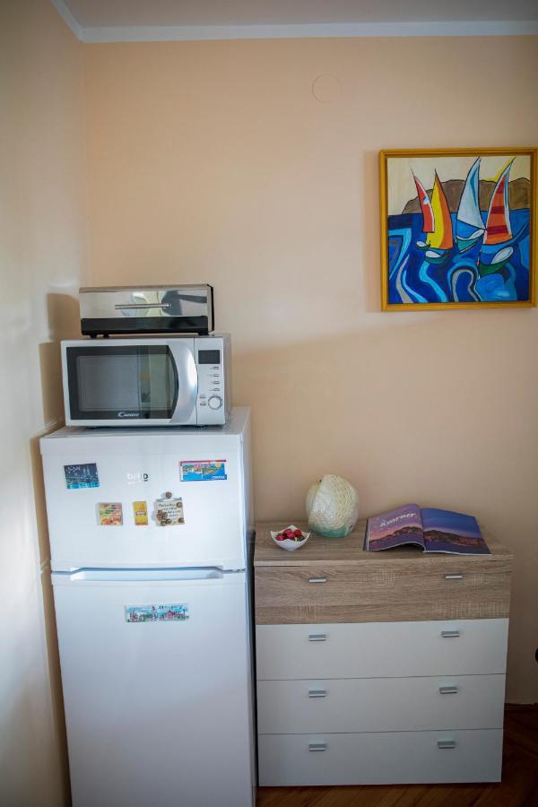 Studio Apartman Meli Рийека Екстериор снимка