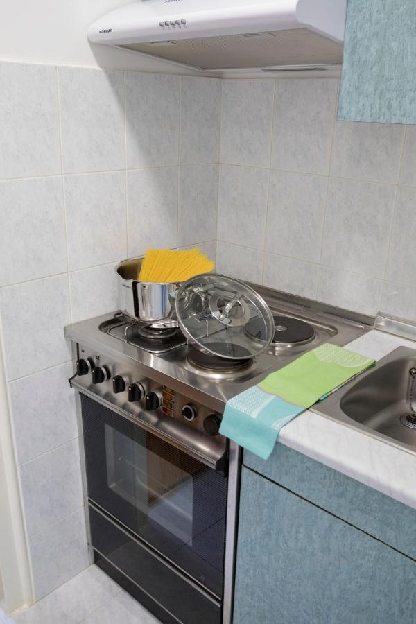 Studio Apartman Meli Рийека Екстериор снимка